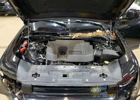 2024 Land Rover Defender 110 S z USA, uszkodzony, nr VIN SALEJEEU0R2309604